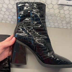 Circus by Sam Edelman black heeled boots